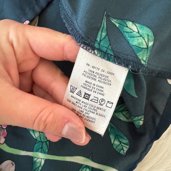 Anthro HD Green Floral Blouse - Picture 3 of 4